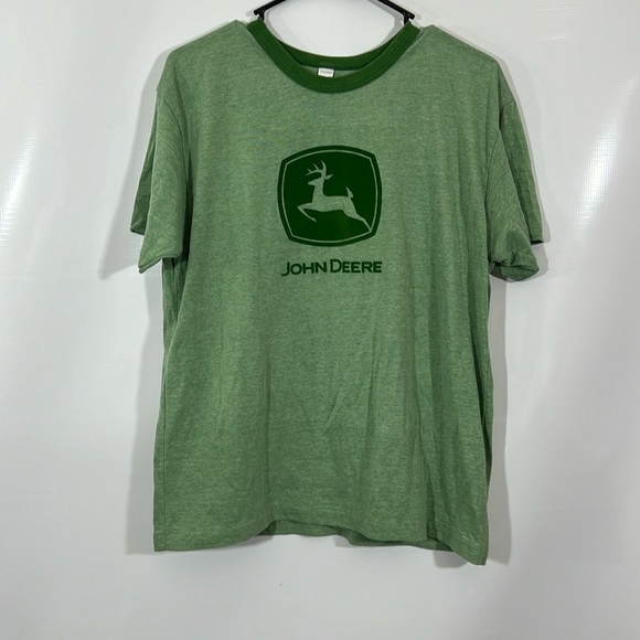 JOHN DEERE SHIRT SIZE L - Picture 1 of 6